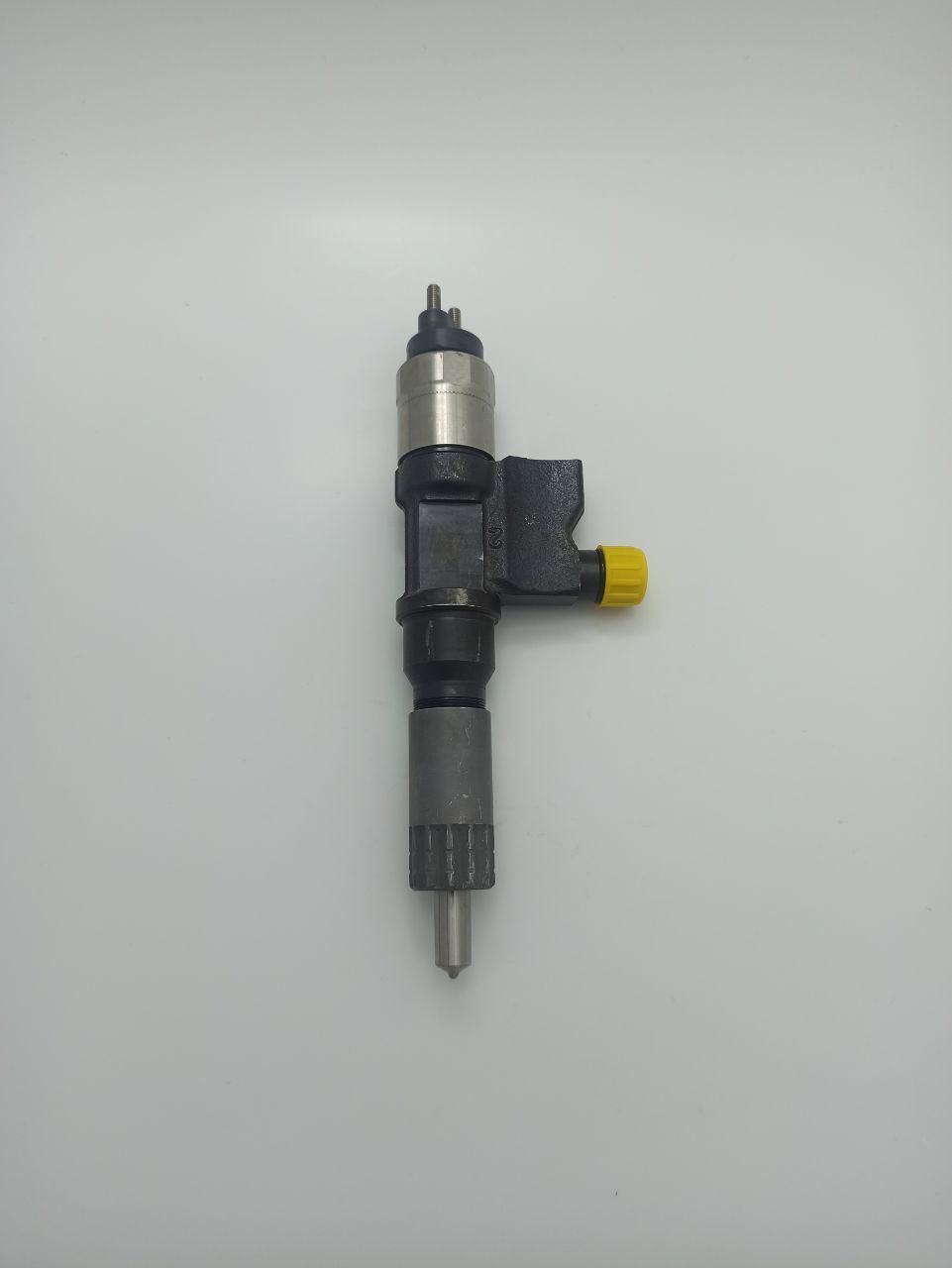 Форсунка 295050-2260 295050-1290 ISUZU 4HK1 / 6HK1 - рисунок