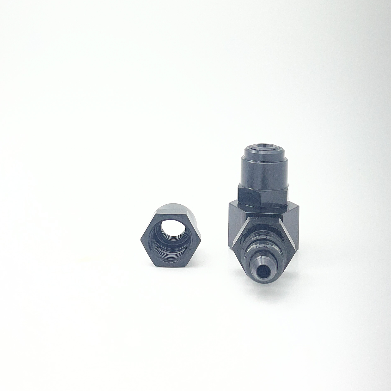 Уголок М14x1.5 М12x1.5 - рисунок